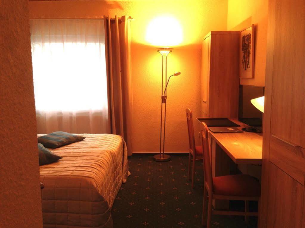 Hotel Sonnenhof Merzig Eksteriør billede