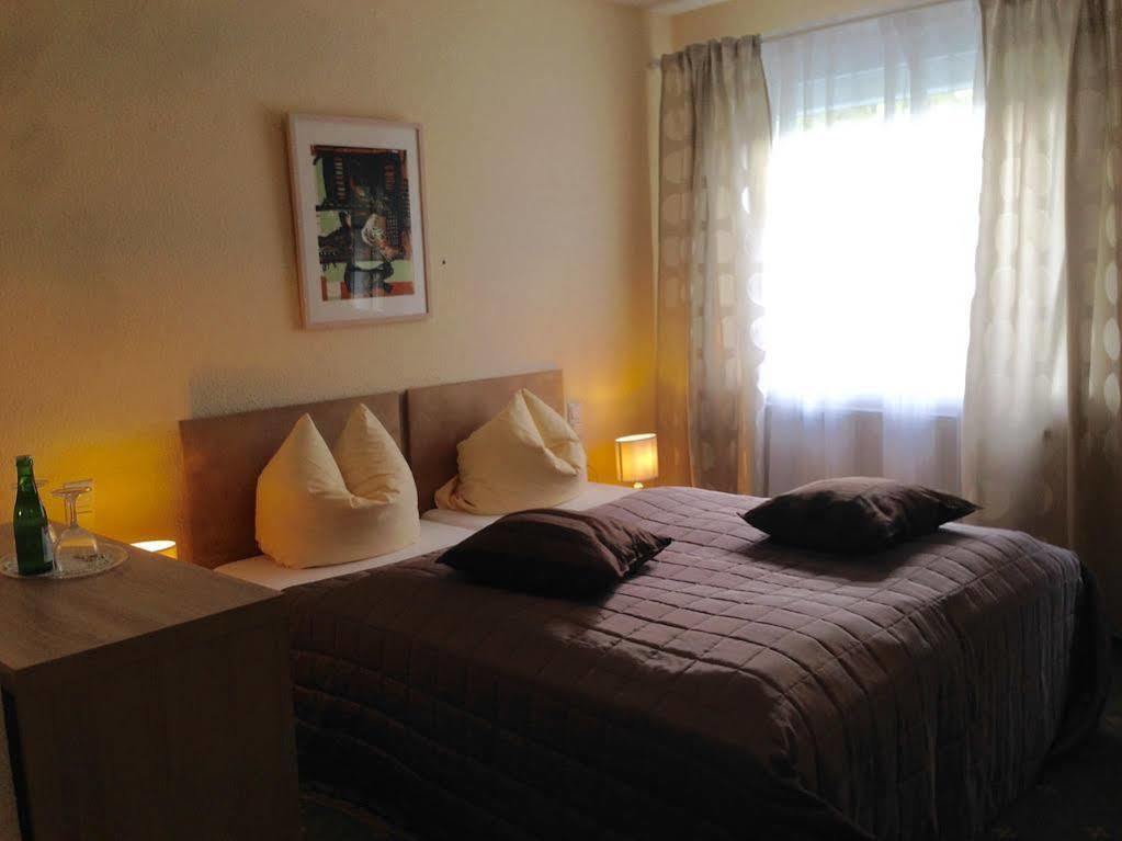 Hotel Sonnenhof Merzig Eksteriør billede